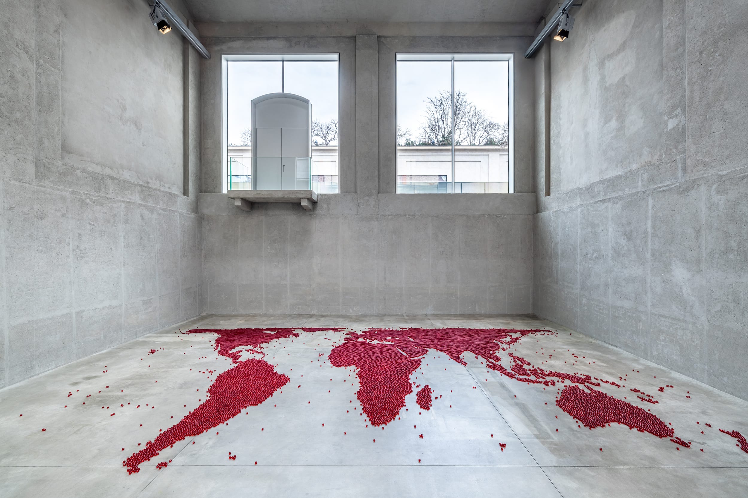 Exhibition view of “Over, under and in between” by Mona Hatoum. Photo: Roberto Marossi. Courtesy Fondazione Prada